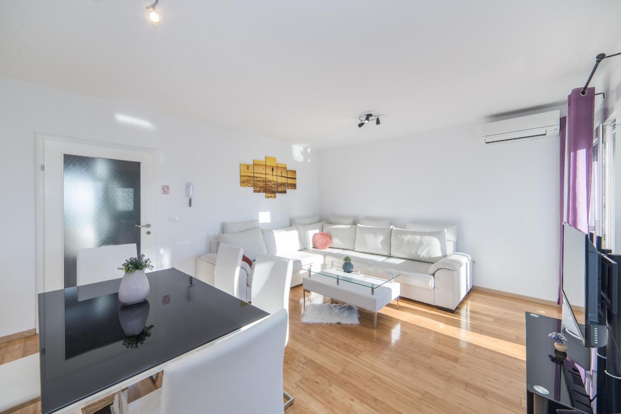Apartments Crystal Makarska Habitación foto